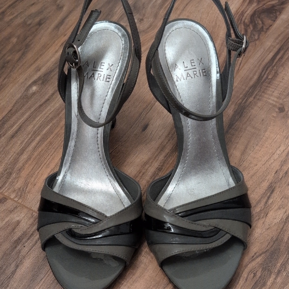 Alex Marie Women's Strappy Gray Heels 6.5